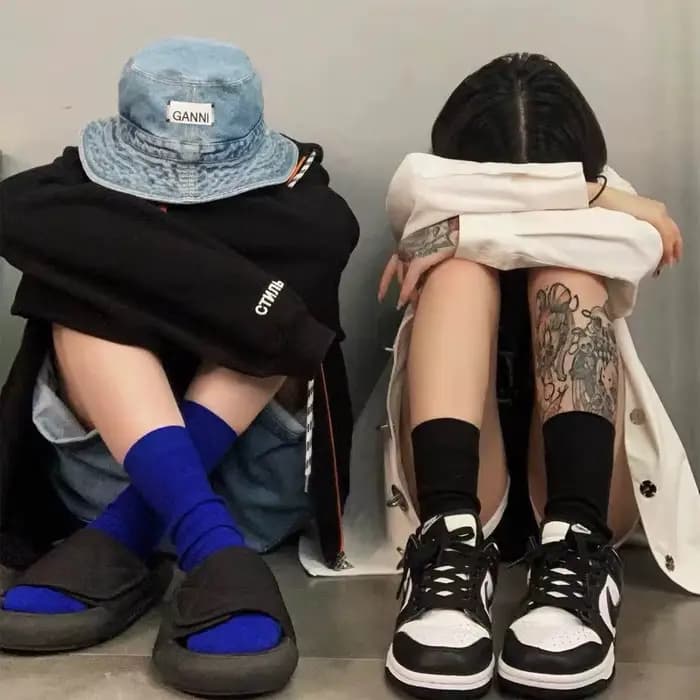 Klein-Chaussettes de sport de rue décontractées pour femmes