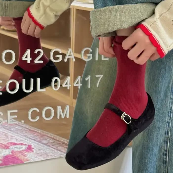 Chaussettes rouges élastiques en coton solide pour femmes