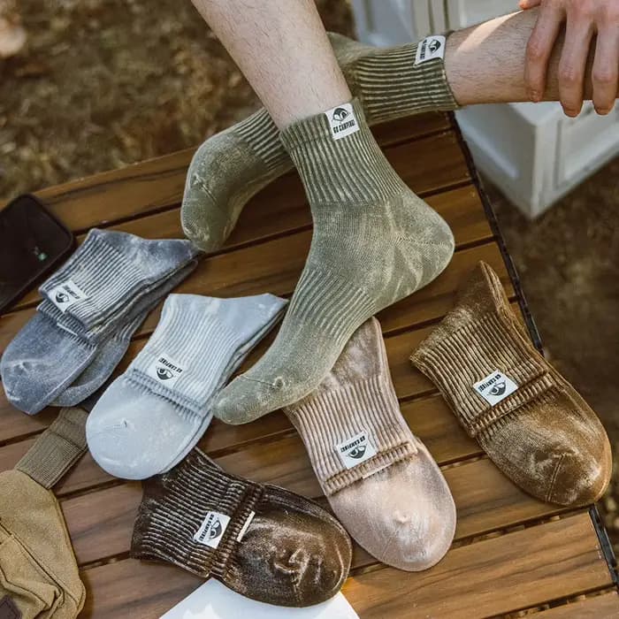 Chaussettes pour homme Miosam personnalisées, style tie-dye, douces, respirantes, en coton, sexy, classiques, mi-hautes, pour le sport.