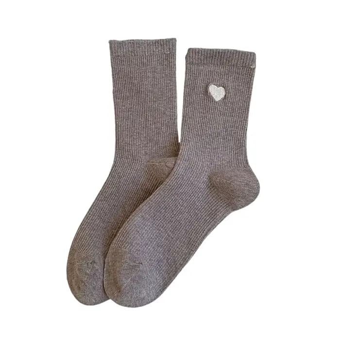 Chaussettes pour femmes Style coréen nouveau coeur broderie décontracté équipage