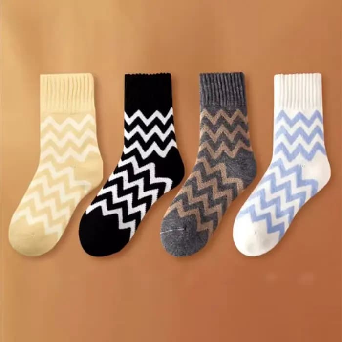 Chaussettes d'hiver épaisses et confortables pour femme, en cachemire doux, à bord souple, pour la maison et la neige, idéales pour dormir