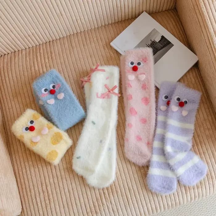 Chaussettes en fourrure de vison à yeux de dessin animé