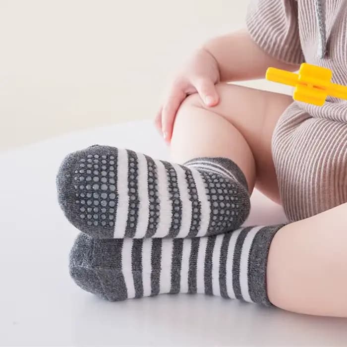 Lot de 6 paires de chaussettes coordonnantes en coton pour bébé garçon et fille, socquettes décontractées avec poignées en caoutchouc pour enfant de 0 à 5 ans