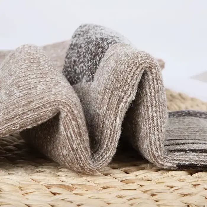 Chaussettes en laine mérinos pour hommes, chaussettes thermiques épaisses, respirantes, pour Sports de plein air, alpinisme, grande taille, automne et hiver