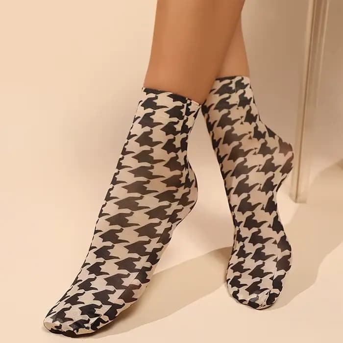 2 paires de chaussettes à imprimé léopard avec différents styles