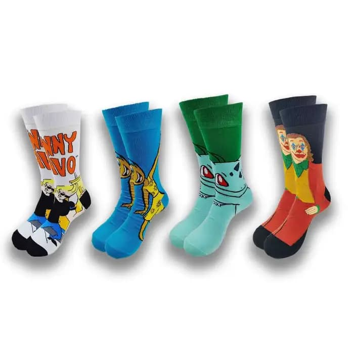Production avancée de chaussettes pour hommes avec des motifs mignons nouvellement conçus.