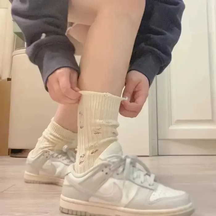 Chaussettes de mendiant à trous cassés pour femmes