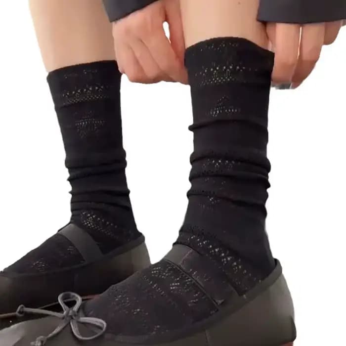 Chaussettes à poils blancs ajourés en maille douce