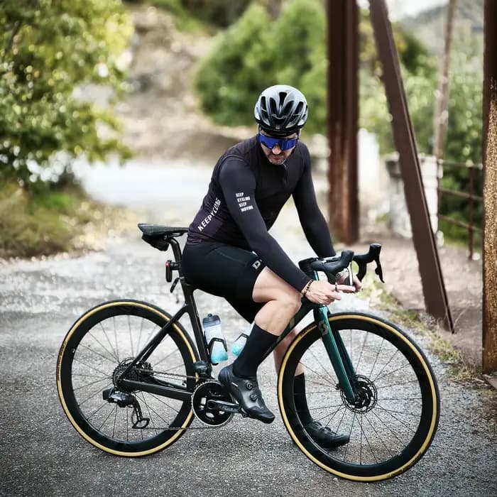 DAREVIE Chaussettes de sport Aero haute vitesse