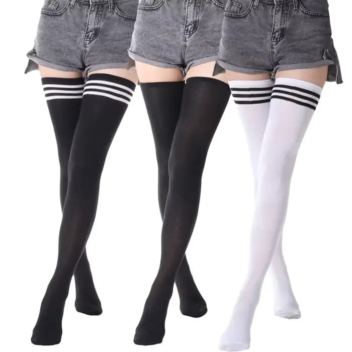 Chaussettes Hautes à Rayures Noires et Blanches pour Femme
