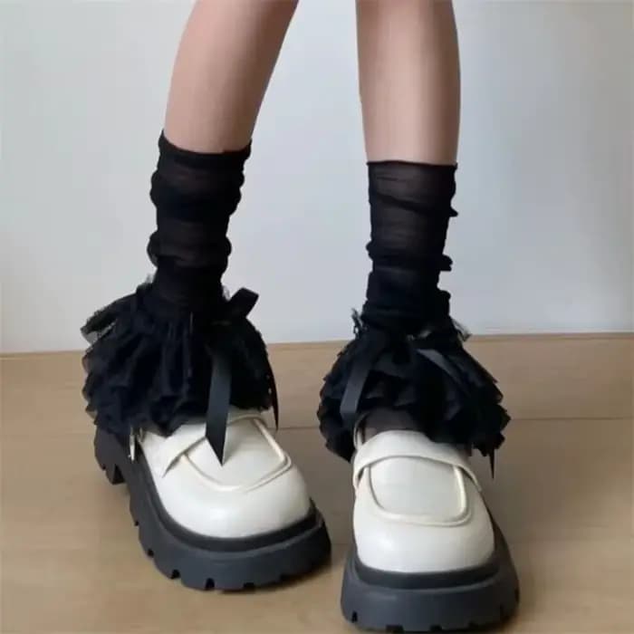 Guêtres en dentelle pour femmes, avec nœuds mignons, volants superposés, manchons de bottes, esthétique Y2K, chaussettes longues, style Lolita japonaise gothique
