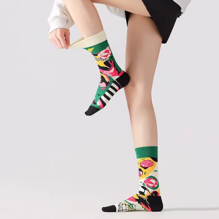 1 paire de chaussettes mi-mollet unisexes à motif asymétrique Graffiti sur le thème des ballons amusants