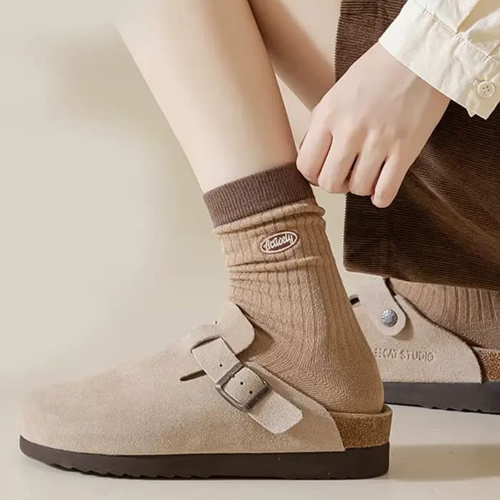 5 paires de chaussettes pour femmes, système de couleurs Maillard, chaussettes de sport Vintage amusantes à la mode, chaussettes tendance de sport, automne et hiver
