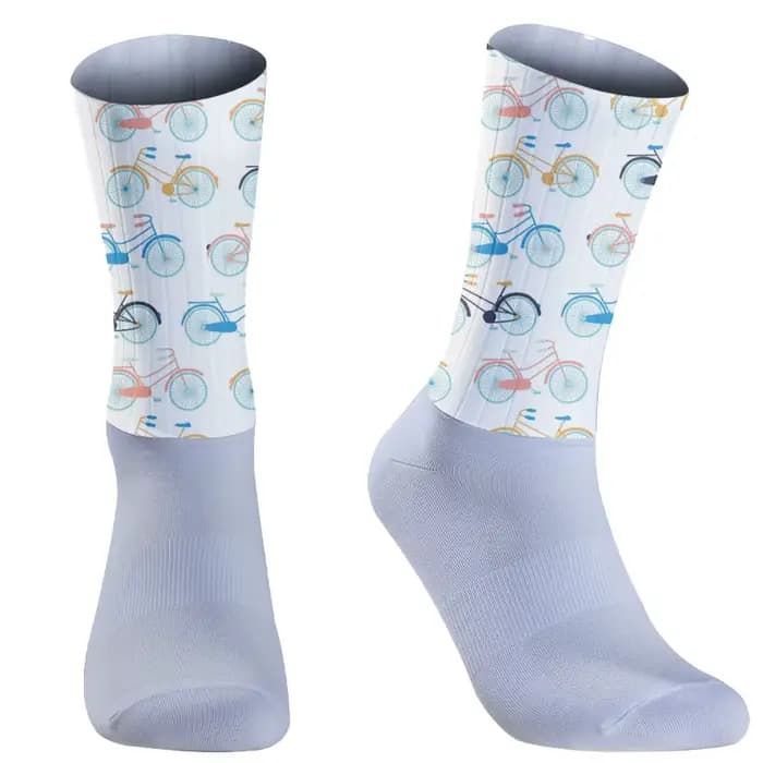 Chaussettes de cyclisme antidérapantes 2026 respirantes en silicone, chaussettes de sport aérodynamiques pour vélo, chaussettes d'été fraîches et confortables pour hommes et femmes