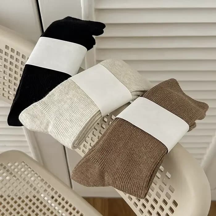Chaussettes rayées en coton pour femmes, respirantes, absorbant la sueur, simples, rétro, nouvelle collection automne