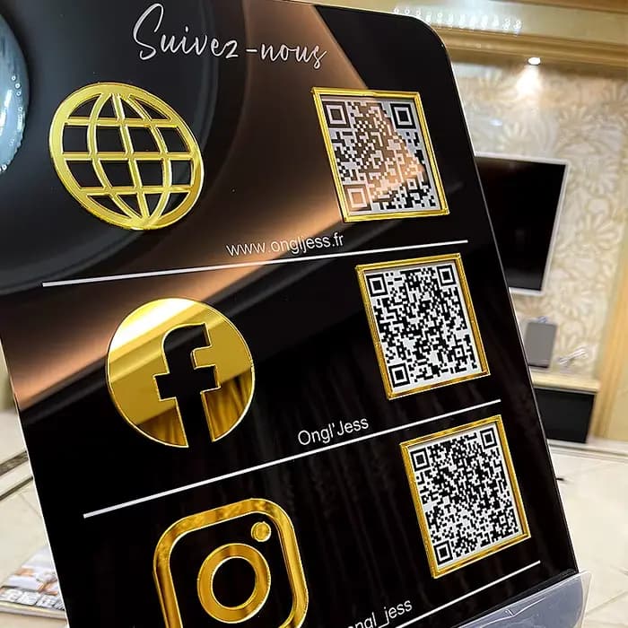 Signalisation d'affaires personnalisée pour médias sociaux avec paiement de numérisation de code QR, panneau de suivi en plexiglas acrylique