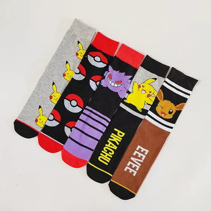 Chaussettes de sport Pokemon Pikachu Gengar Eevee, chaussettes de sport périphériques de dessin animé, fournitures de fête Cosplay, cadeaux Surprise de noël