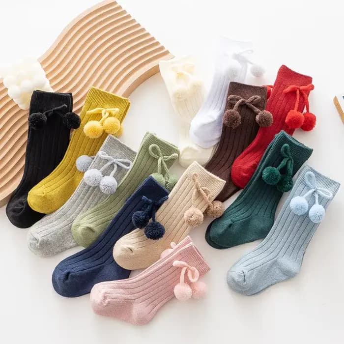 1 paire hiver Kawaii bébé bas coton princesse britannique genou haut Long nœud Pom Tube chaussettes pour filles chaussette tricotée pour 0-4 ans