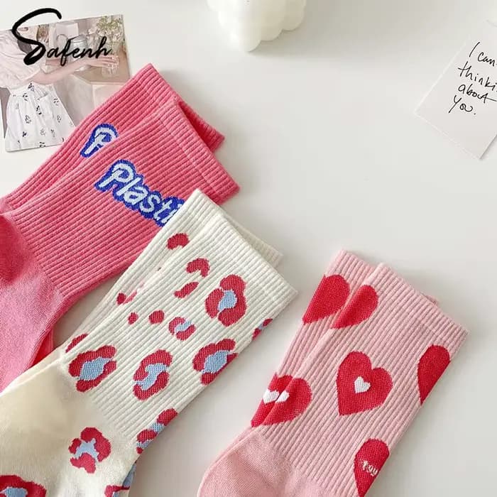 Chaussettes en coton à cœur rose pour femmes, doux, amour, tube moyen, joli, thème rose, décontracté, sport, rue, mignon
