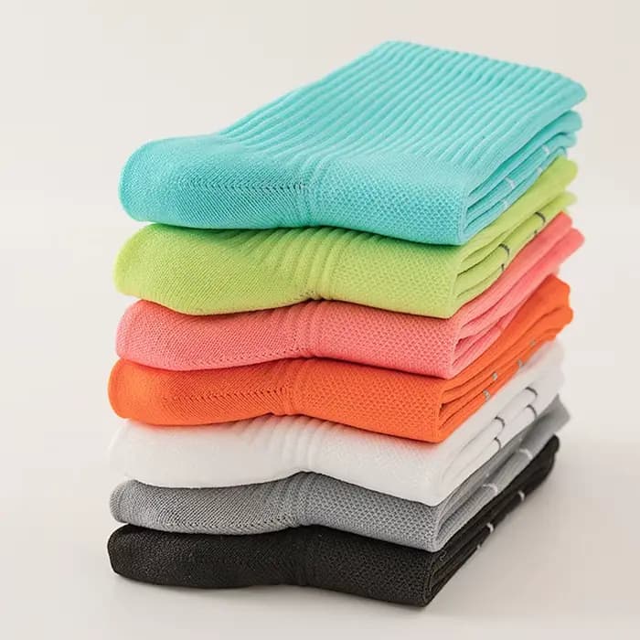 Chaussettes de sport respirantes et douces pour la course à pied