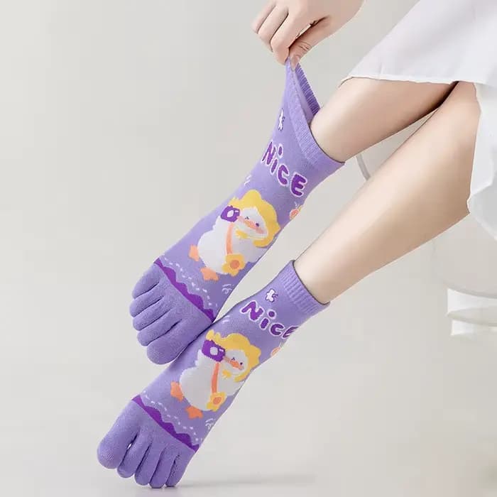 Chaussettes à cinq doigts pour femmes, en coton, motif ours de dessin animé, style Kawaii, amusantes et mignonnes, mi-mollet, style sport, printemps-été