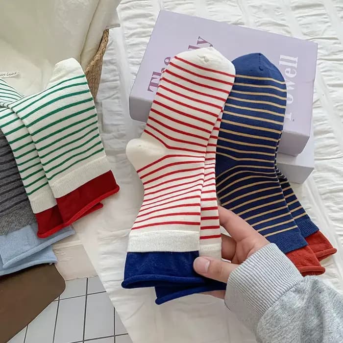 Femmes chaussettes nouvelle couleur mode rayé chaussettes pour femme respirant décontracté à la mode Preppy Style filles équipage chaussettes coton confort