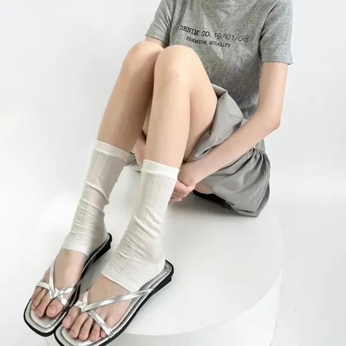 INS Casyak Style Sheer Footlet Socks 2026 Nouvelle Mode Chaussettes de mollet antidérapantes polyvalentes effet froncé pour écolière, bas fins