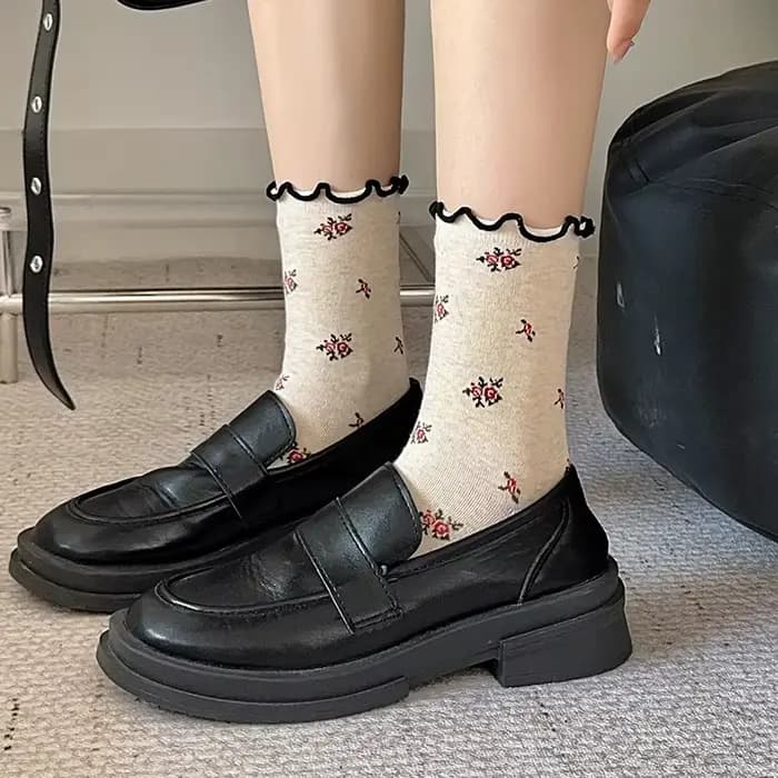 Femmes chaussettes rétro Style coréen automne nouvelle mode filles froufrous à volants