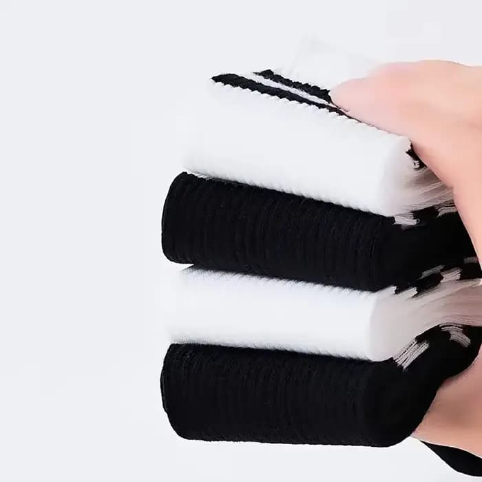 Hommes femmes chaussettes rayées mode couleur doux confortable absorbant la sueur respirant amoureux sport Style
