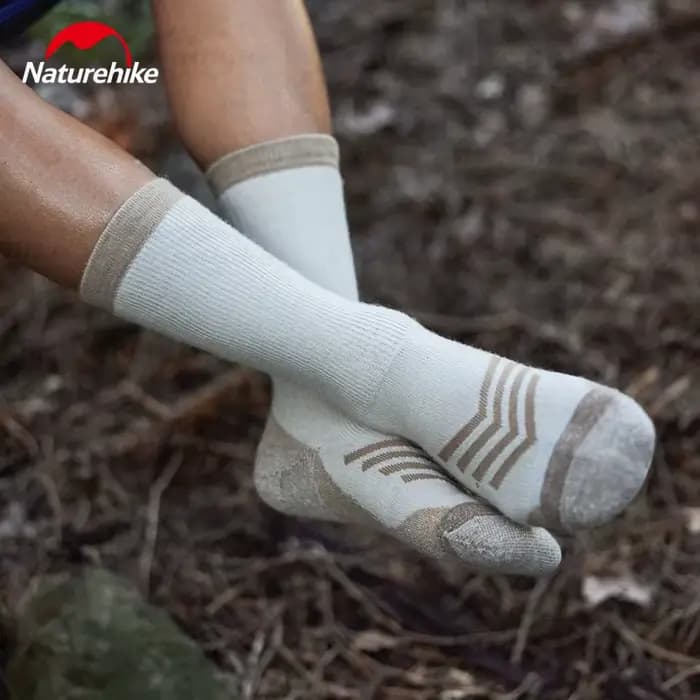 Naturerandonnée chaussettes chaudes en laine absorbant les chocs en plein air épaissi mérinos mi-mollet