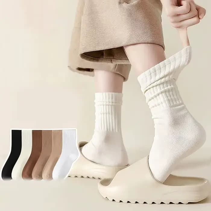 Chaussettes rayées confortables à col haut pour femmes