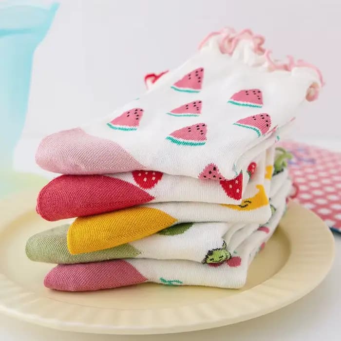 Chaussettes amusantes en coton à volants pour femmes