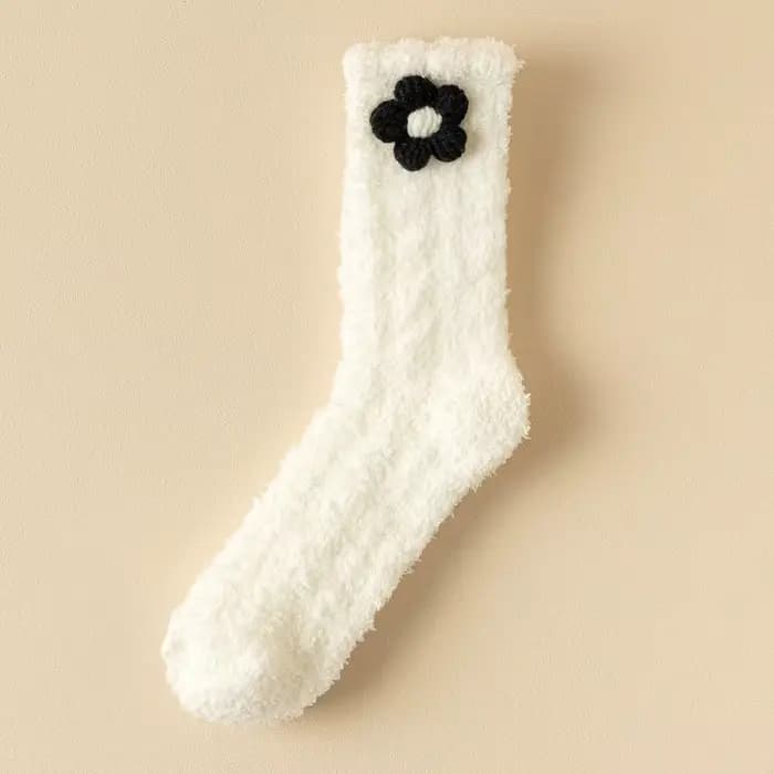 Chaussettes mi-tube en velours pour femmes, chaussettes d'optique mignonnes, chaussettes de couchage pour la maison, nœud de fleur chaud, noir et blanc, lieux d'automne et d'hiver