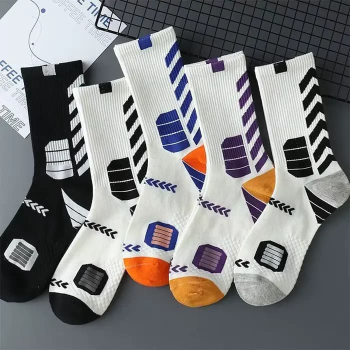 5 paires de chaussettes pour hommes, chaussettes de sport mi-tube épaisses noires et blanches, chaussettes amusantes pour l'automne et l'hiver, Calcetines Hombre Rayas Regalo Hombre