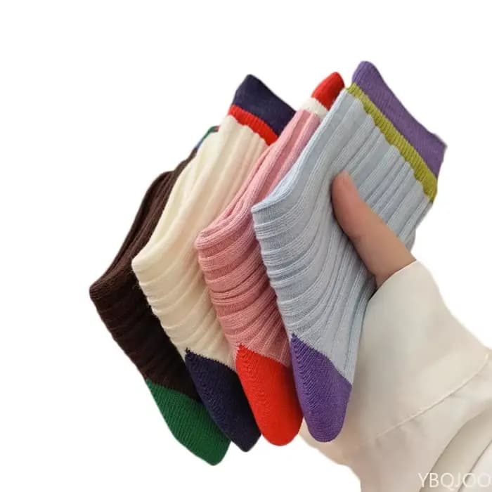 4 paires de nouvelles femmes à la mode polyvalentes colorées femmes chaussettes Vintage chaussettes à la mode rayé femmes élastiques longues chaussettes
