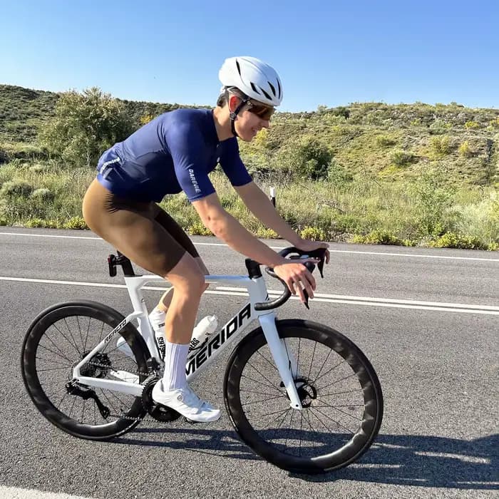 DAREVIE Chaussettes de sport Aero haute vitesse
