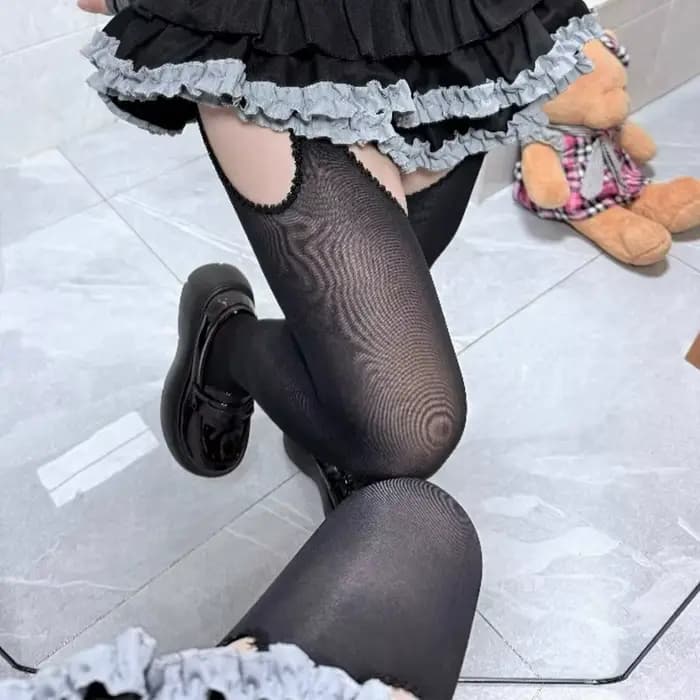 Collants noirs à bretelles pour femmes
