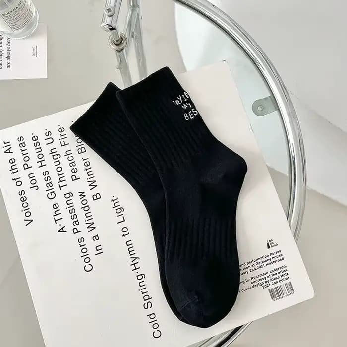Chaussettes d'équipage de broderie de lettres pour femmes et filles