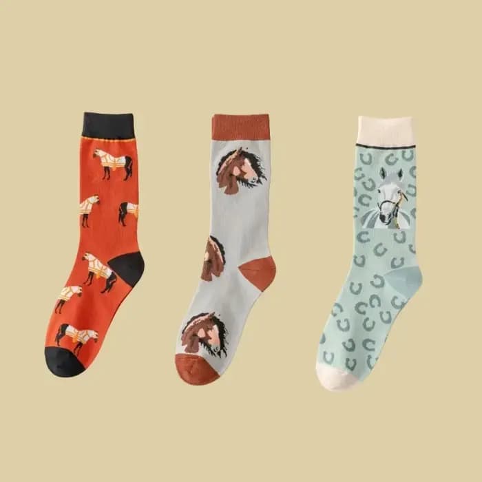 3 paires de nouvelles chaussettes d'automne et d'hiver, cheval de dessin animé contrasté, semelle intermédiaire rétro, tendance, polyvalentes, amusantes, mignonnes