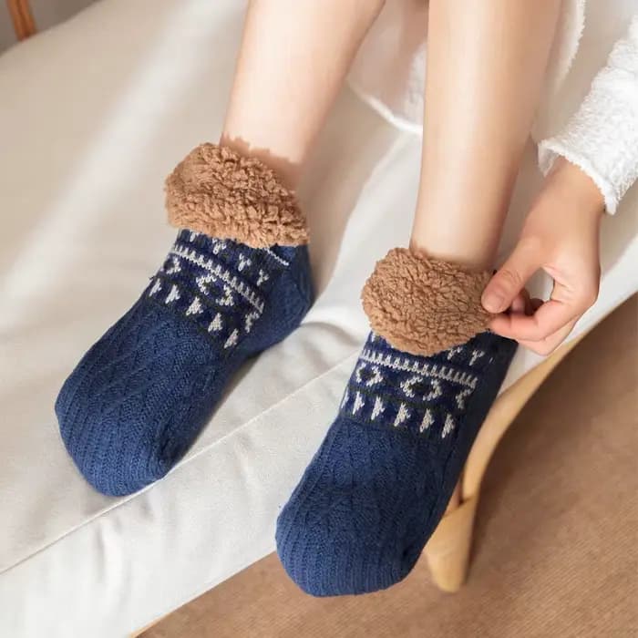 Chaussettes de sol antidérapantes Super chaudes pour femmes et hommes