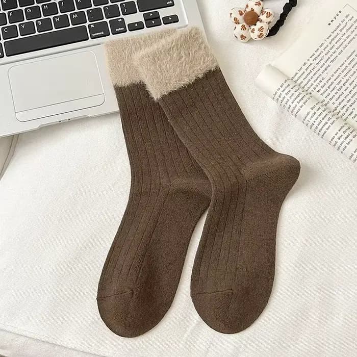 Chaussettes mi-tube monochromes assorties pour femmes