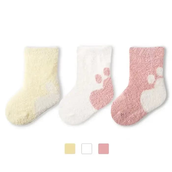 Chaussettes chaudes et épaisses pour bébés filles et garçons, chaussettes de sol solides antidérapantes en velours et fourrure pour nouveau-né, accessoires de vêtements mignons pour nourrissons