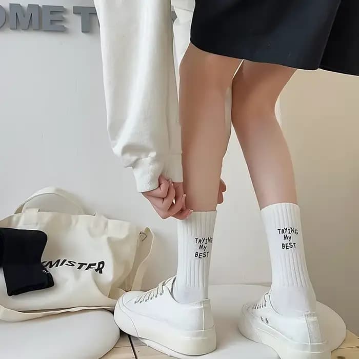 Chaussettes d'équipage de broderie de lettres pour femmes et filles
