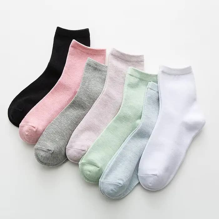 Chaussettes solides en coton pour femmes