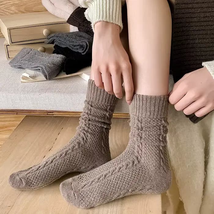Chaussettes pour femmes nouveau automne hiver couleur unie décontracté longues