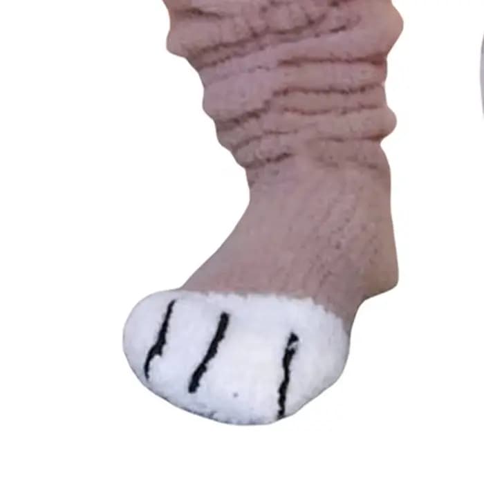 Chaussettes empilées sur le genou avec patte de chat