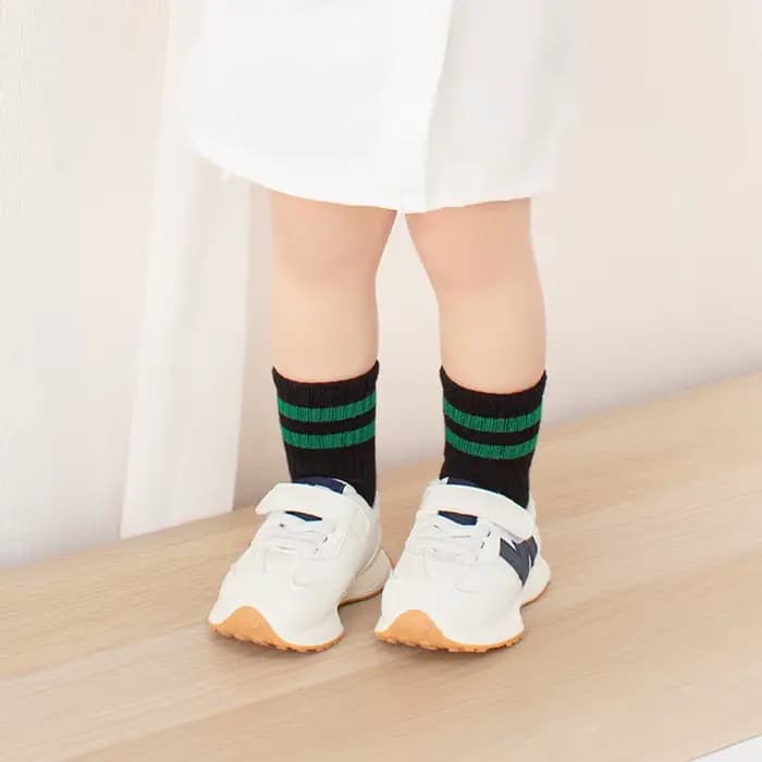 Chaussettes de Sport blanches et noires pour enfants