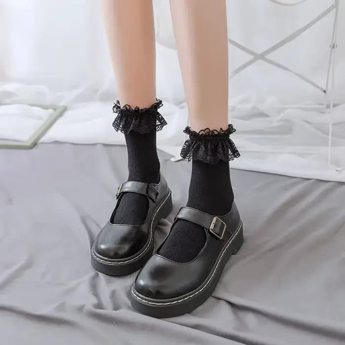 Chaussettes blanches d'été à manches mi-longues pour femmes