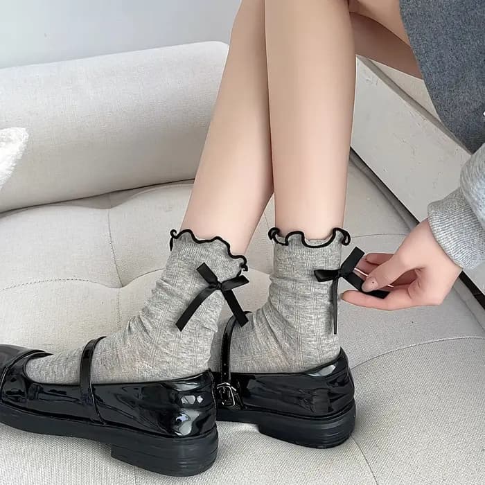 Chaussettes à volants pour femmes avec nœud mignon