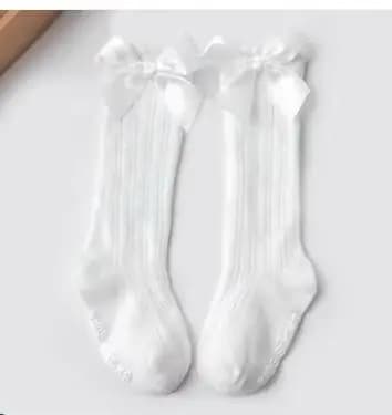 Chaussettes Tube hautes avec nœud papillon rouge, bas de noël pour filles, nourrissons et tout-petits, en coton doux, chaussettes de sol antidérapantes, cadeau pour bébé